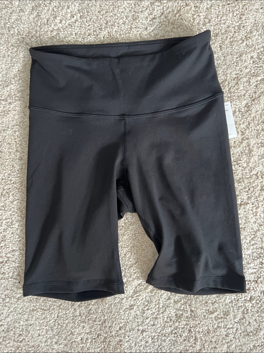 Old Navy high-rise biker shorts, size Small Tall